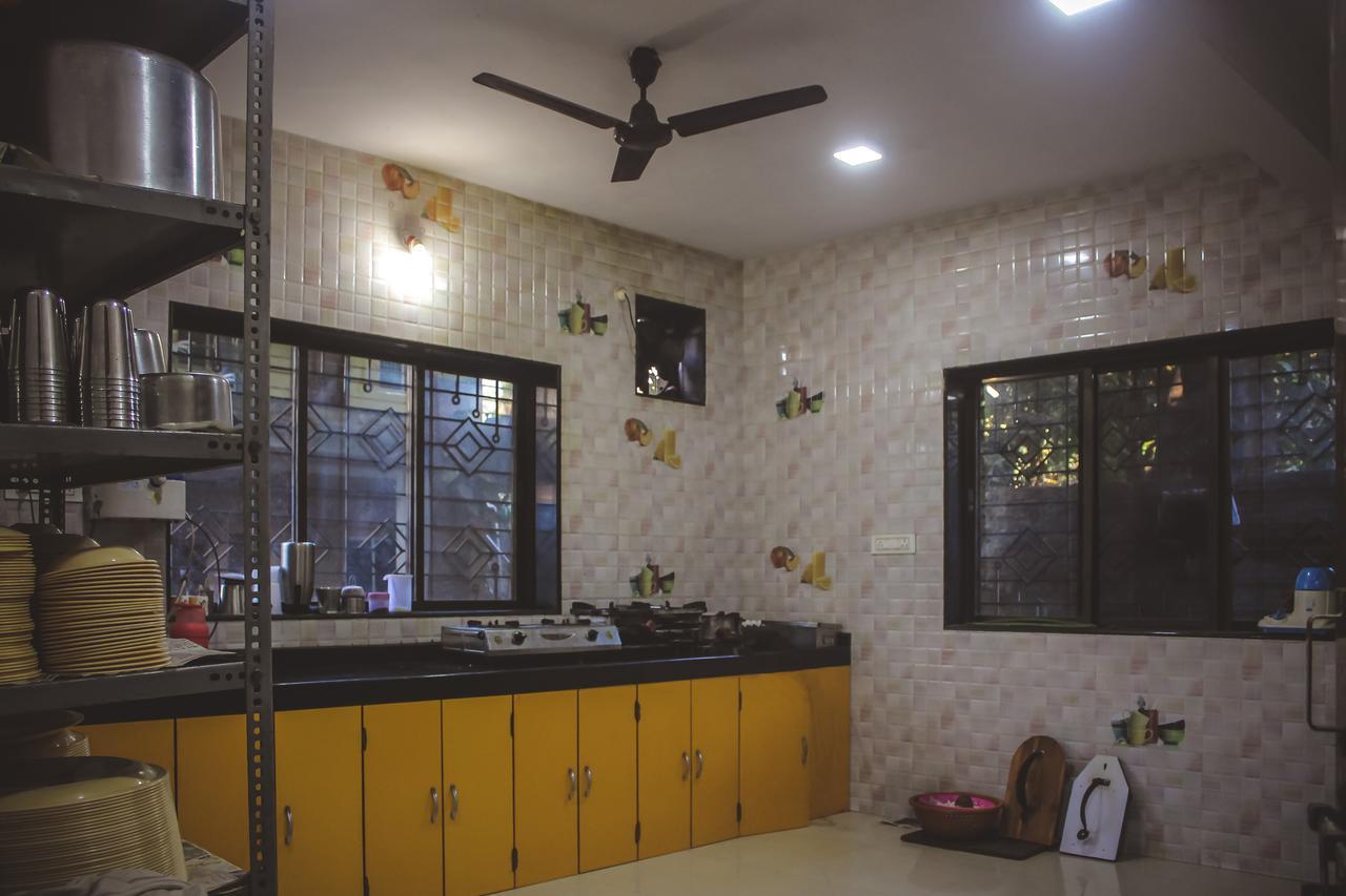 آليباغ Mhatre Holiday Home المظهر الخارجي الصورة